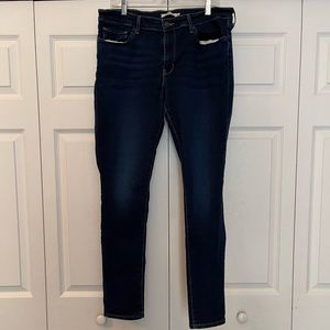 Levi’s 711 Skinny Jean